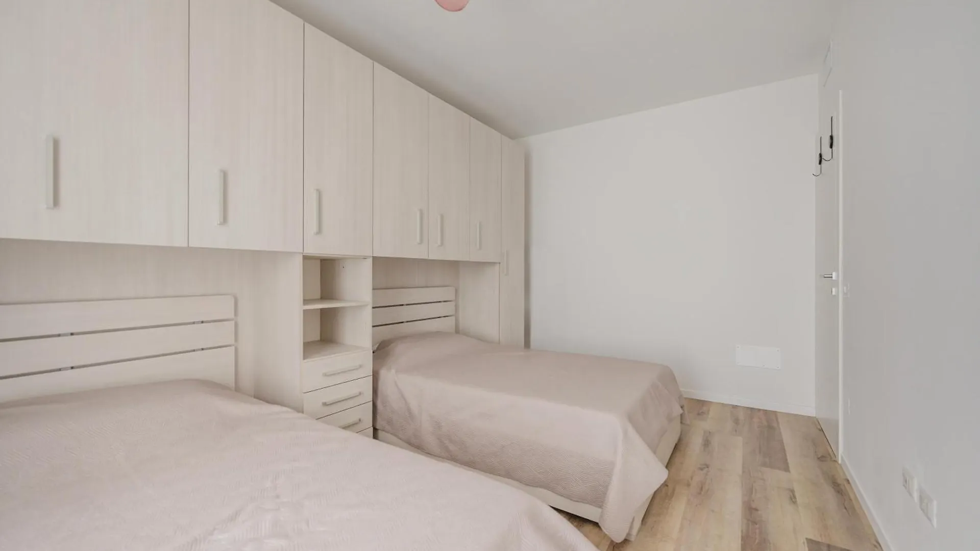 Wave Island Spera B8 Apartment Lido di Jesolo Italy